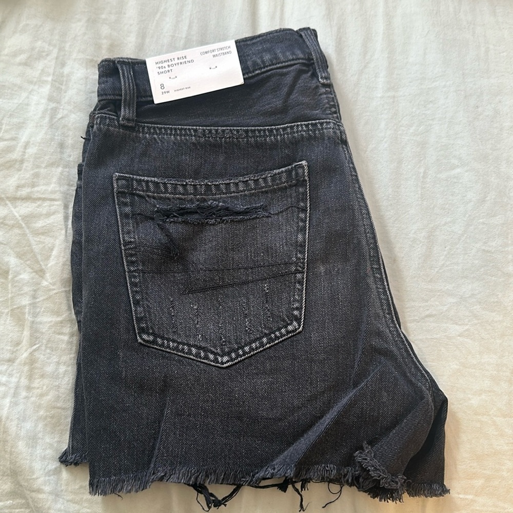 American Eagle 90s Boyfriend Shorts
